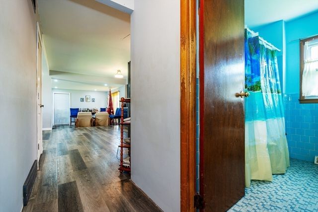 74 Brookhaven Dr, East Providence, RI 02914