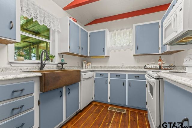 263 Crestwood Loop, Avinger, TX 75630