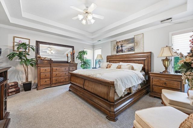 200 FOREST GLEN Drive, Council Bluffs, IA 51503