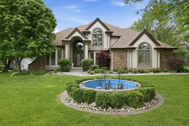 200 FOREST GLEN Drive, Council Bluffs, IA 51503