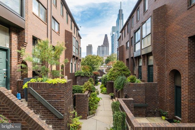 100 N 22ND ST #122