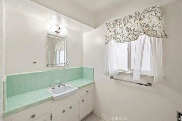 321 Catherine Park, Glendora, CA 91741