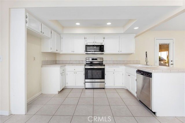 30449 Early Round, Canyon Lake, CA 92587