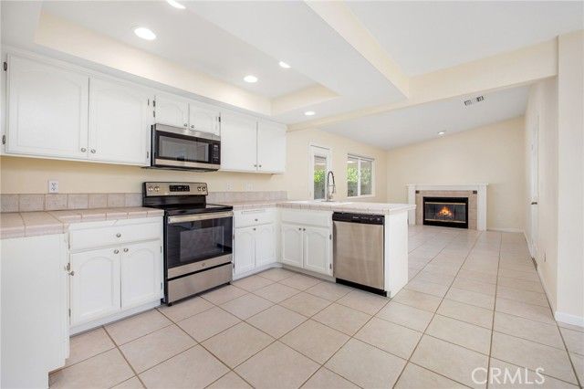 30449 Early Round, Canyon Lake, CA 92587