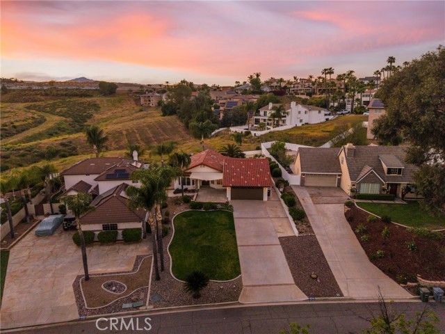 30449 Early Round, Canyon Lake, CA 92587