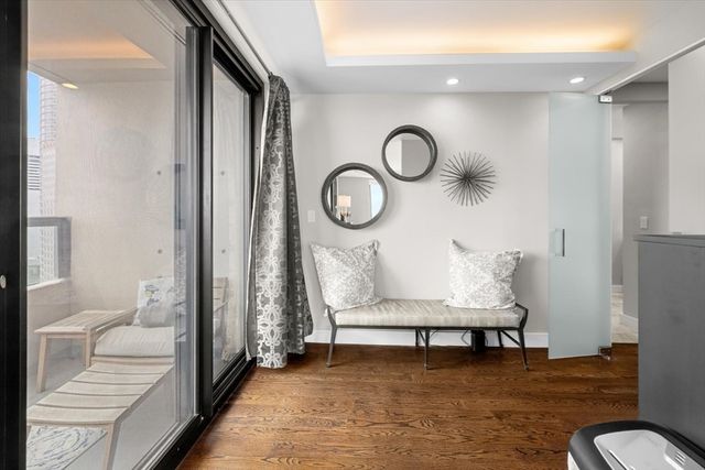65 East India Row 28 EF, Boston, MA 02110