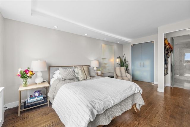 65 East India Row 28 EF, Boston, MA 02110