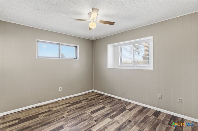 102 Runnel Street, Seguin, TX 78155