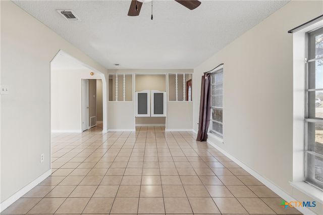 102 Runnel Street, Seguin, TX 78155