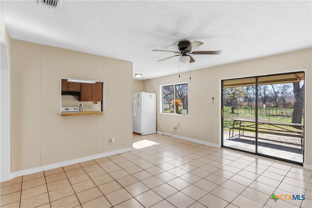 102 Runnel Street, Seguin, TX 78155