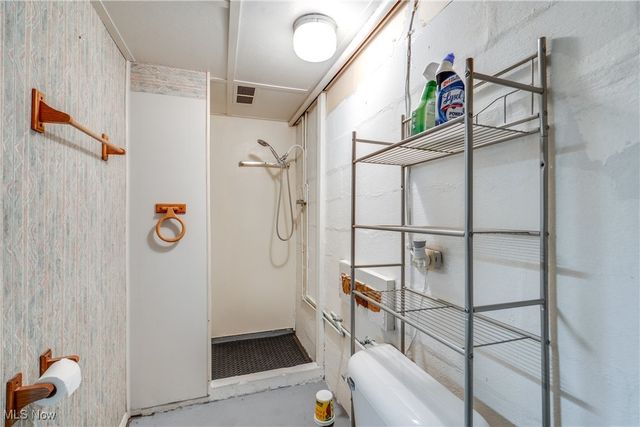 810 Leecrest Street NW, Massillon, OH 44646