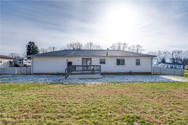 810 Leecrest Street NW, Massillon, OH 44646