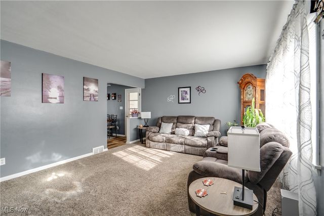 810 Leecrest Street NW, Massillon, OH 44646