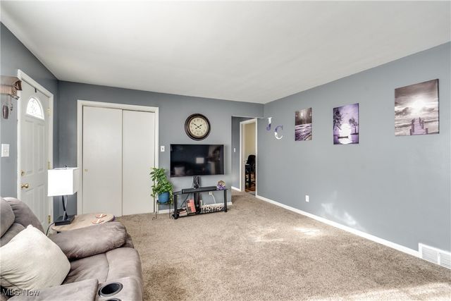 810 Leecrest Street NW, Massillon, OH 44646