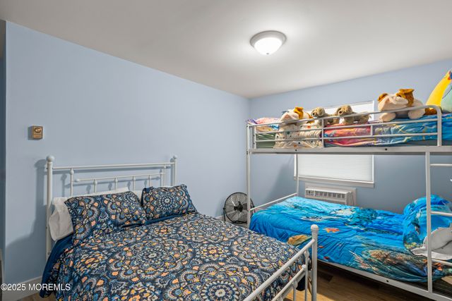 1 Osborne Place 49, Rumson, NJ 07760
