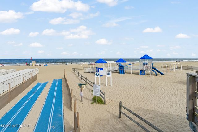 1 Osborne Place 49, Rumson, NJ 07760