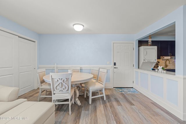 1 Osborne Place 49, Rumson, NJ 07760