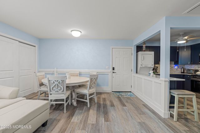 1 Osborne Place 49, Rumson, NJ 07760