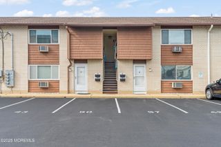 1 Osborne Place 49, Rumson, NJ 07760