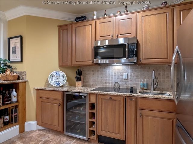 948 Little Coal River Road, Alum Creek, WV 25003