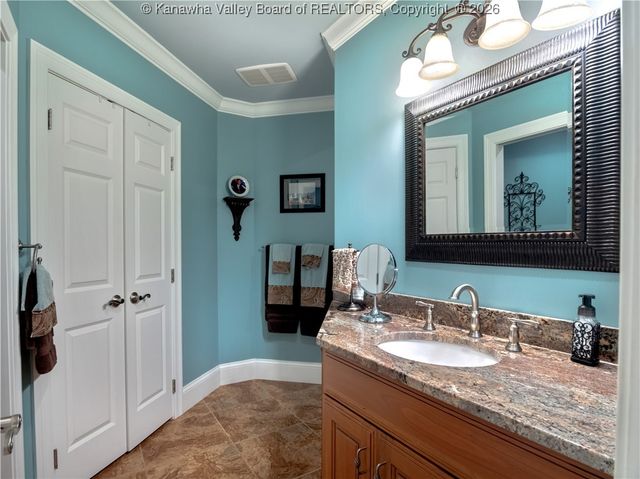 948 Little Coal River Road, Alum Creek, WV 25003