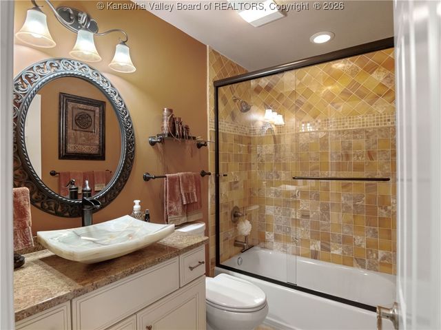 948 Little Coal River Road, Alum Creek, WV 25003