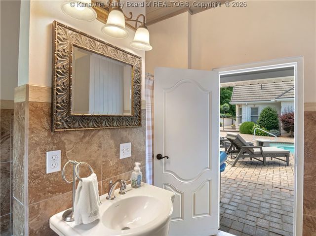 948 Little Coal River Road, Alum Creek, WV 25003