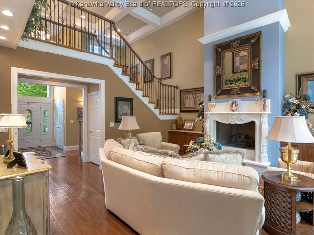 948 Little Coal River Road, Alum Creek, WV 25003