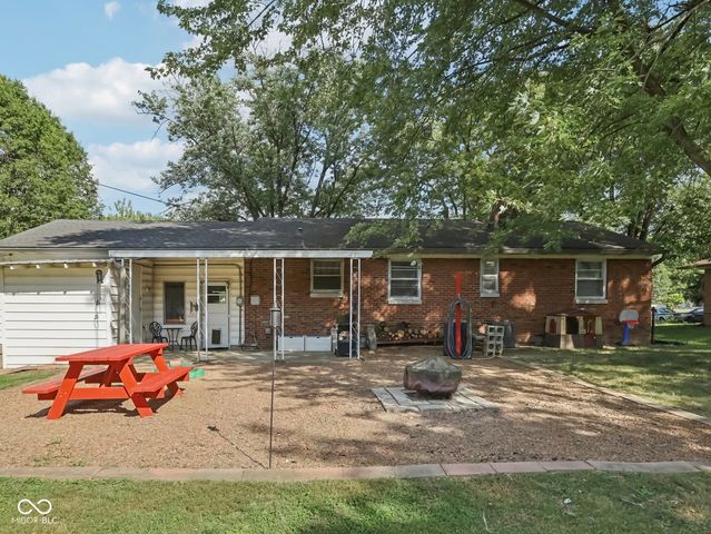 3610 Olender Drive, Indianapolis, IN 46221