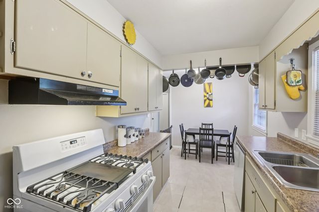 3610 Olender Drive, Indianapolis, IN 46221