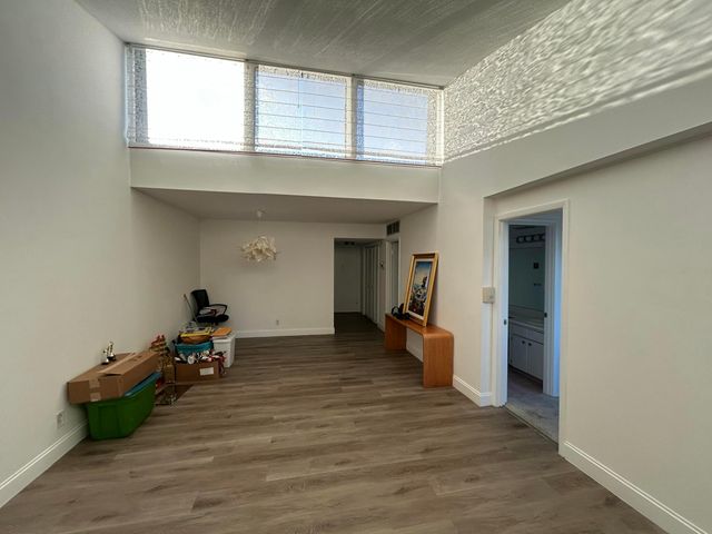 2540 Boundbrook Boulevard 205, Palm Springs, FL 33406