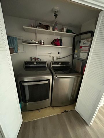 2540 Boundbrook Boulevard 205, Palm Springs, FL 33406