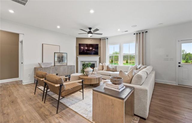 6132 Marigold Way, Atlanta, GA 30349