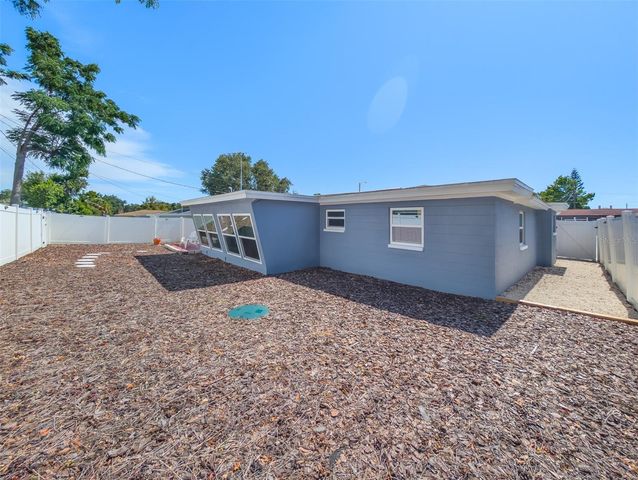 3702 KINGSBURY, Holiday, FL 34691