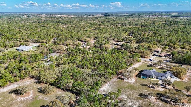4839 W Mustang Boulevard, Beverly Hills, FL 34465