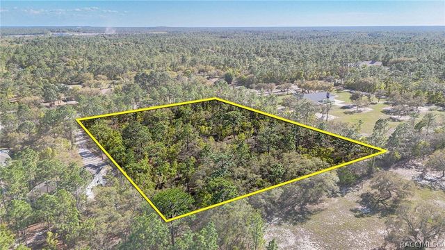 4839 W Mustang Boulevard, Beverly Hills, FL 34465