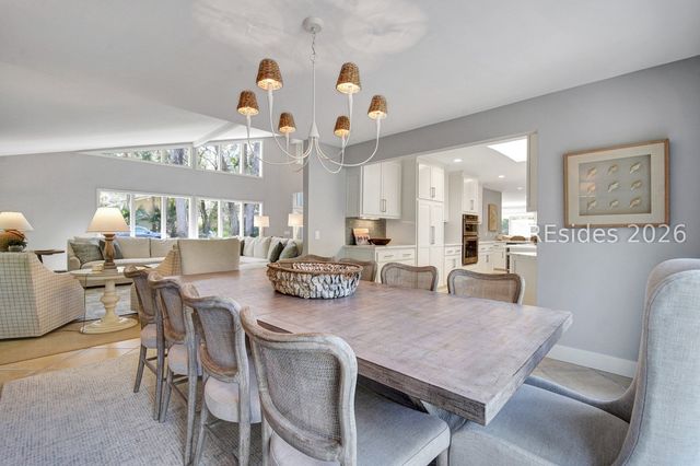 12 Sandhill Crane Rd, Hilton Head Island, SC 29928