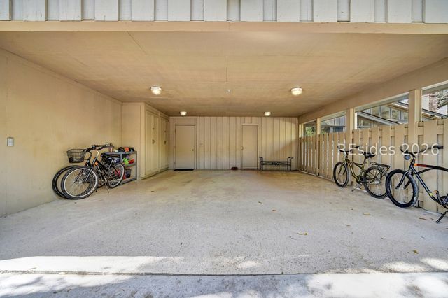 12 Sandhill Crane Rd, Hilton Head Island, SC 29928