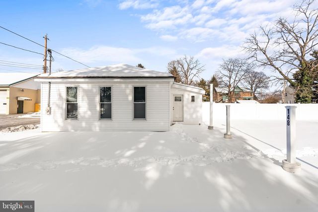 148 N CARLISLE STREET, Greencastle, PA 17225