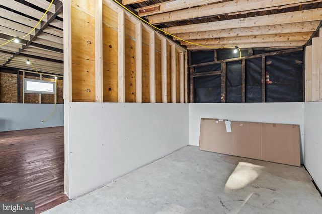 148 N CARLISLE STREET, Greencastle, PA 17225