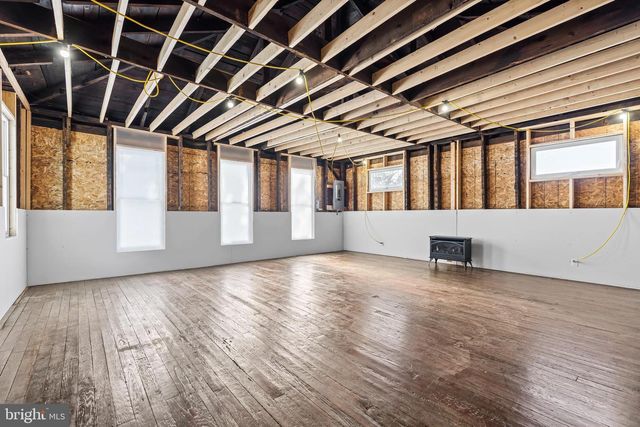 148 N CARLISLE STREET, Greencastle, PA 17225