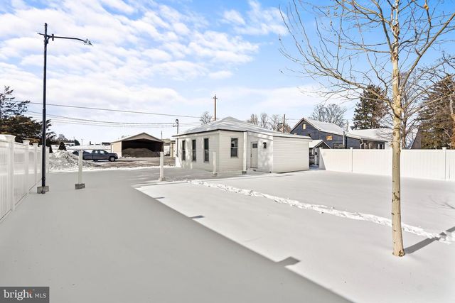 148 N CARLISLE STREET, Greencastle, PA 17225