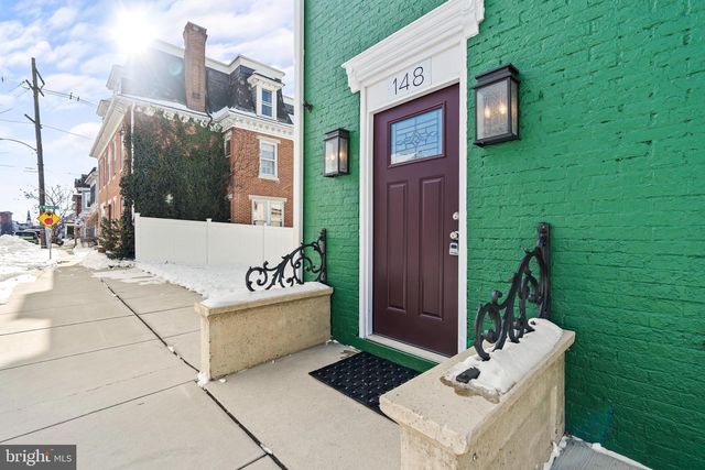 148 N CARLISLE STREET, Greencastle, PA 17225