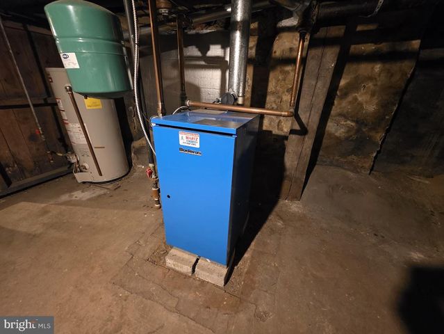 148 N CARLISLE STREET, Greencastle, PA 17225