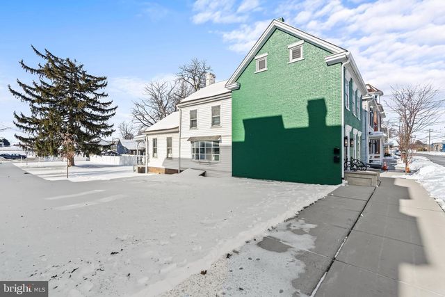 148 N CARLISLE STREET, Greencastle, PA 17225