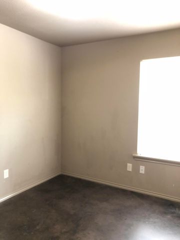 2511 Louisville Avenue, Lubbock, TX 79410