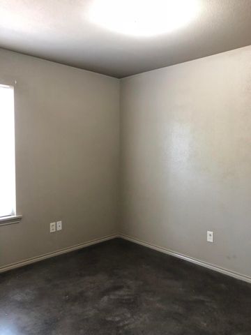 2511 Louisville Avenue, Lubbock, TX 79410