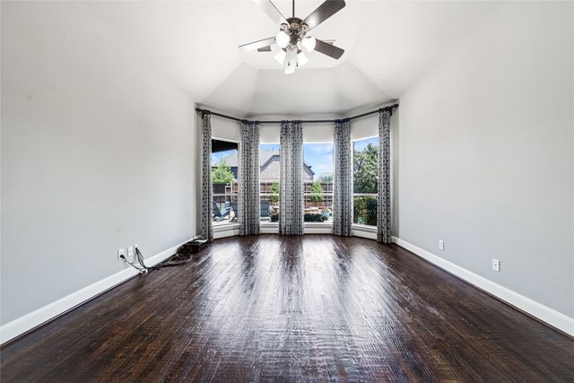 2662 Sharlis Drive, Frisco, TX 75036