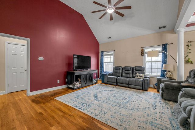 127 Prater Drive, Georgetown, KY 40324