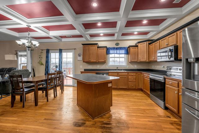 127 Prater Drive, Georgetown, KY 40324